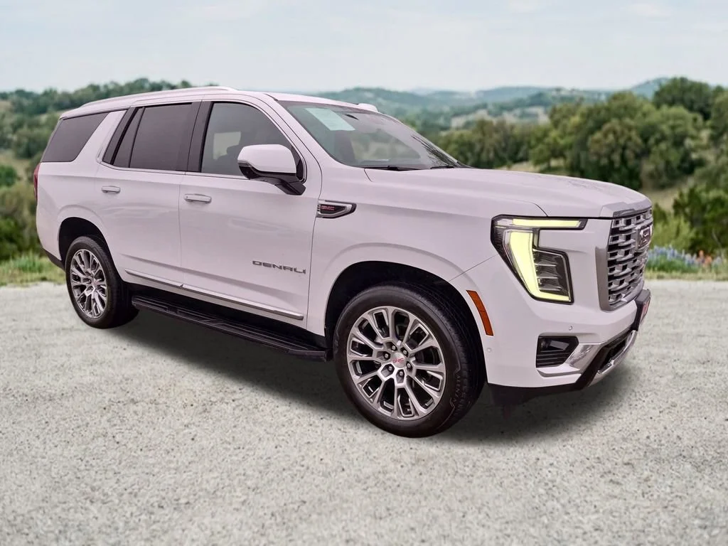 2025 GMC Yukon 4WD Denali's photo