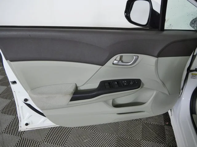 Used 2012 Silver Honda LX image 18
