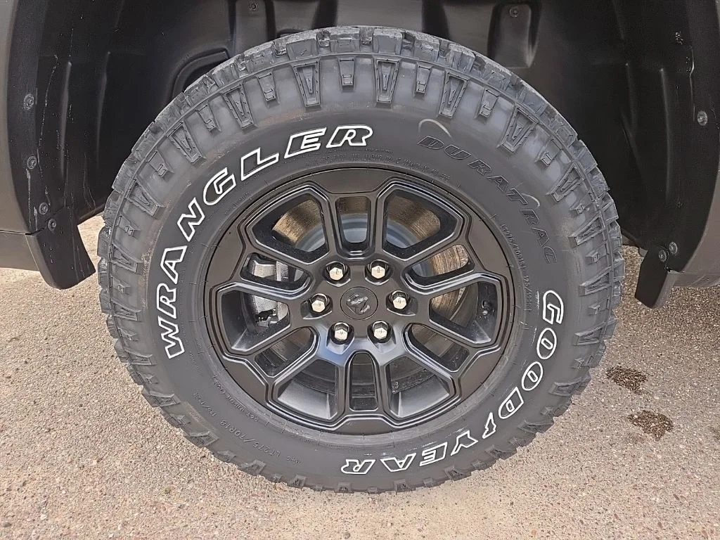2025 RAM 1500 Rebel - Photo 9