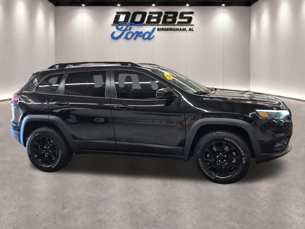 2022 Jeep Cherokee