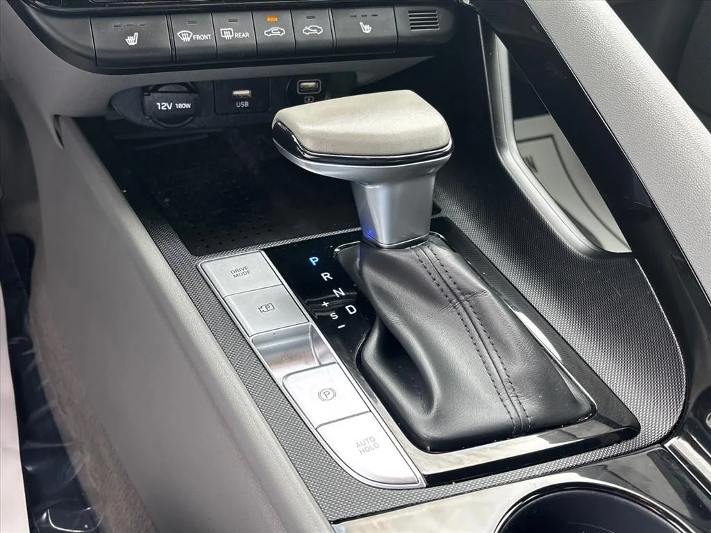 Used 2023 Gray Hyundai SEL image 31