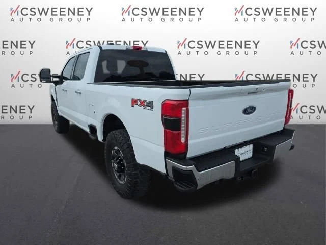 Used 2025 White Ford XL image 5