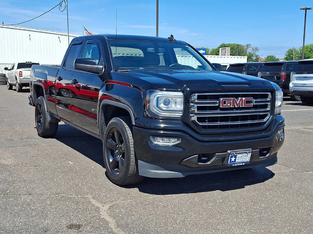 Used 2019 ONYX BLACK GMC DBL CAB 4WD image 2