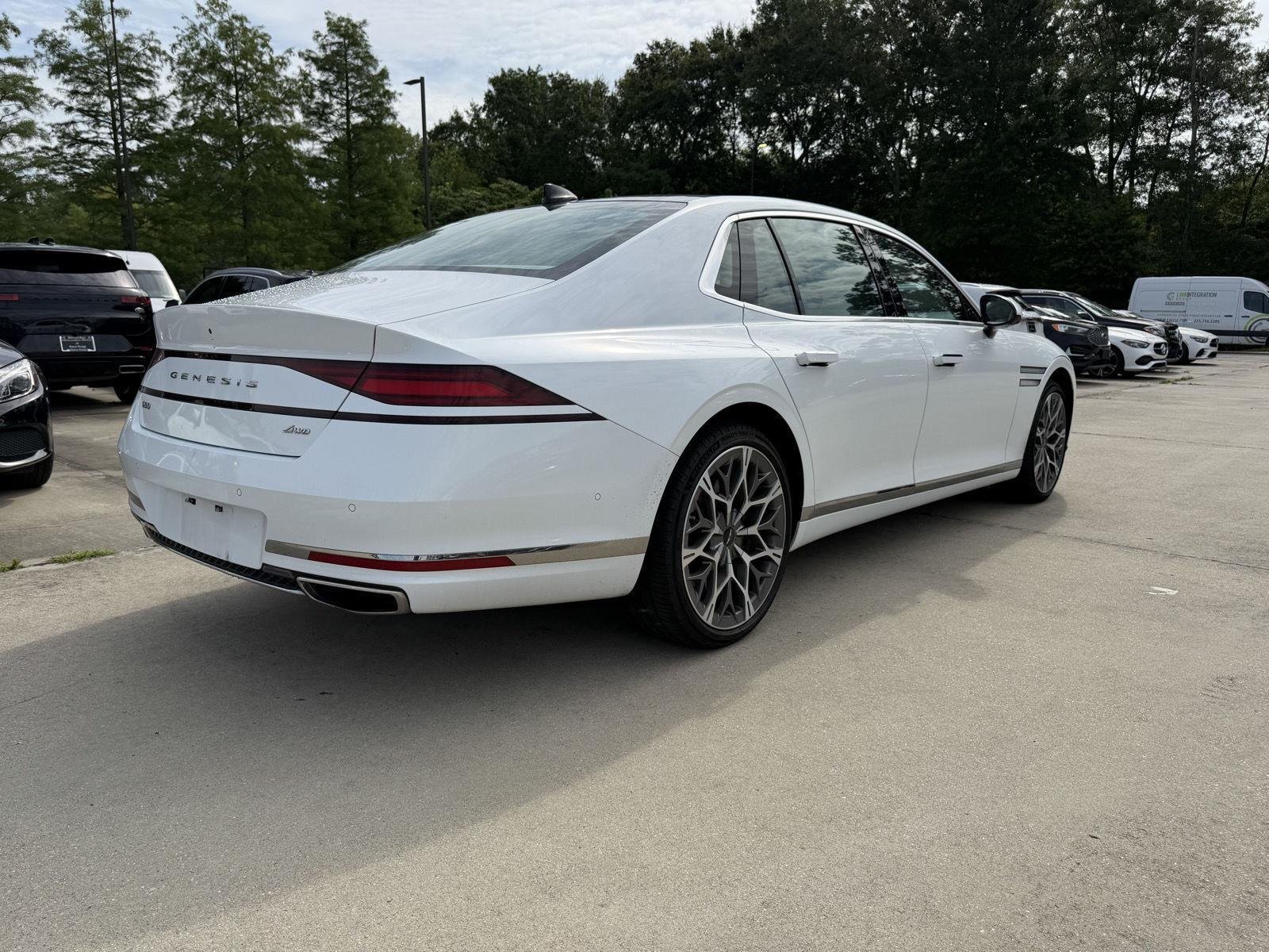 Used 2025 Uyuni White Genesis 3.5T e-SC image 29