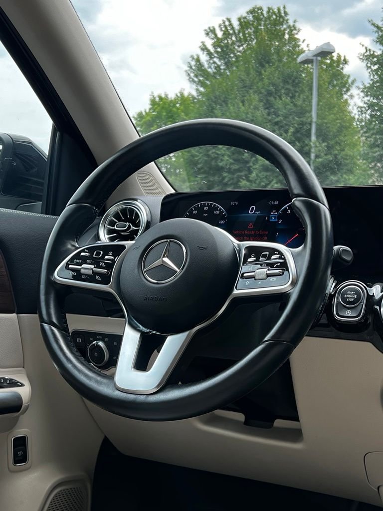 Used 2023 Black Mercedes-Benz GLA 250 image 13