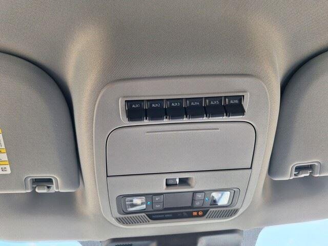 New 2026 Carbonized Gray Metallic Ford F-250® XLT image 19