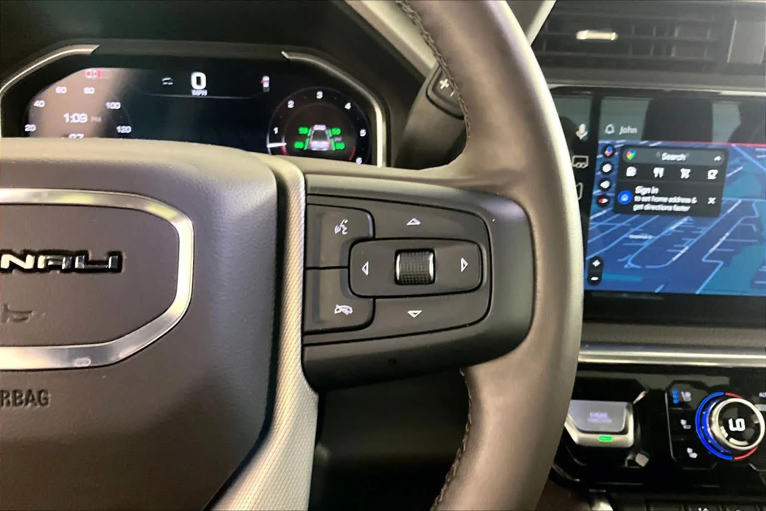 Used 2024 White Frost Tricoat GMC Denali image 24