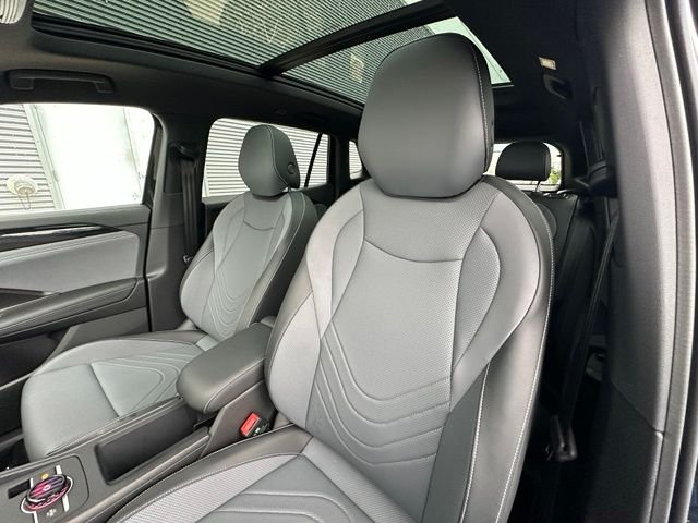 Certified Used 2025 Black Volkswagen 2.0T SE R-Line Black image 26
