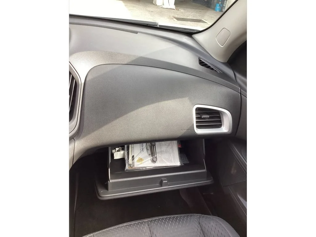 Used 2015 SUMMIT WHITE Chevrolet LS image 31