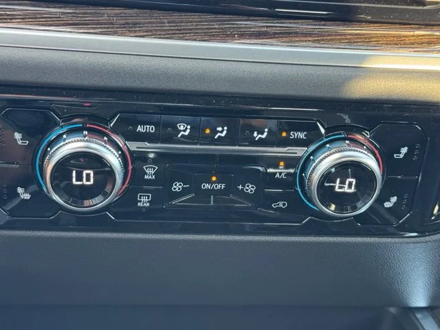 New 2026 Onyx Black GMC Elevation image 38
