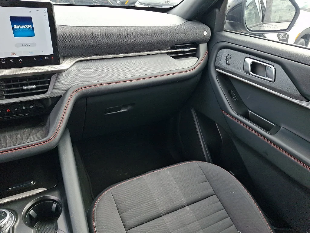Used 2025 Carbonized Gray Ford ST-Line image 17