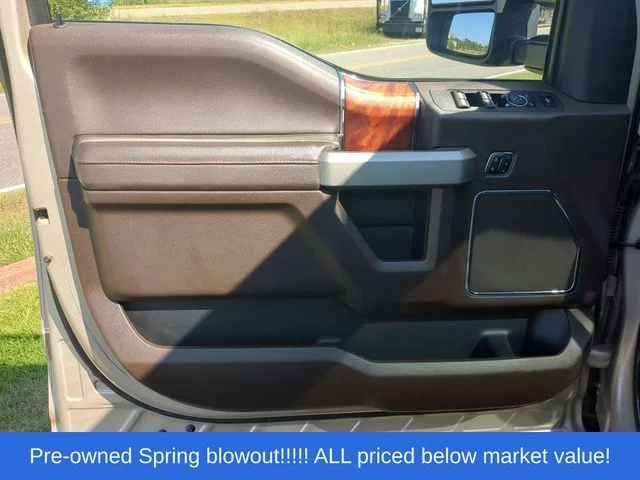 Used 2017  Ford King Ranch image 20
