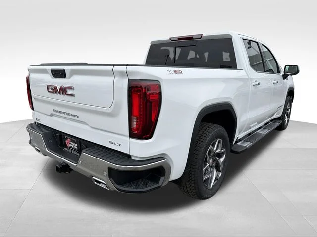2026 GMC Sierra 1500 SLT - Photo 7