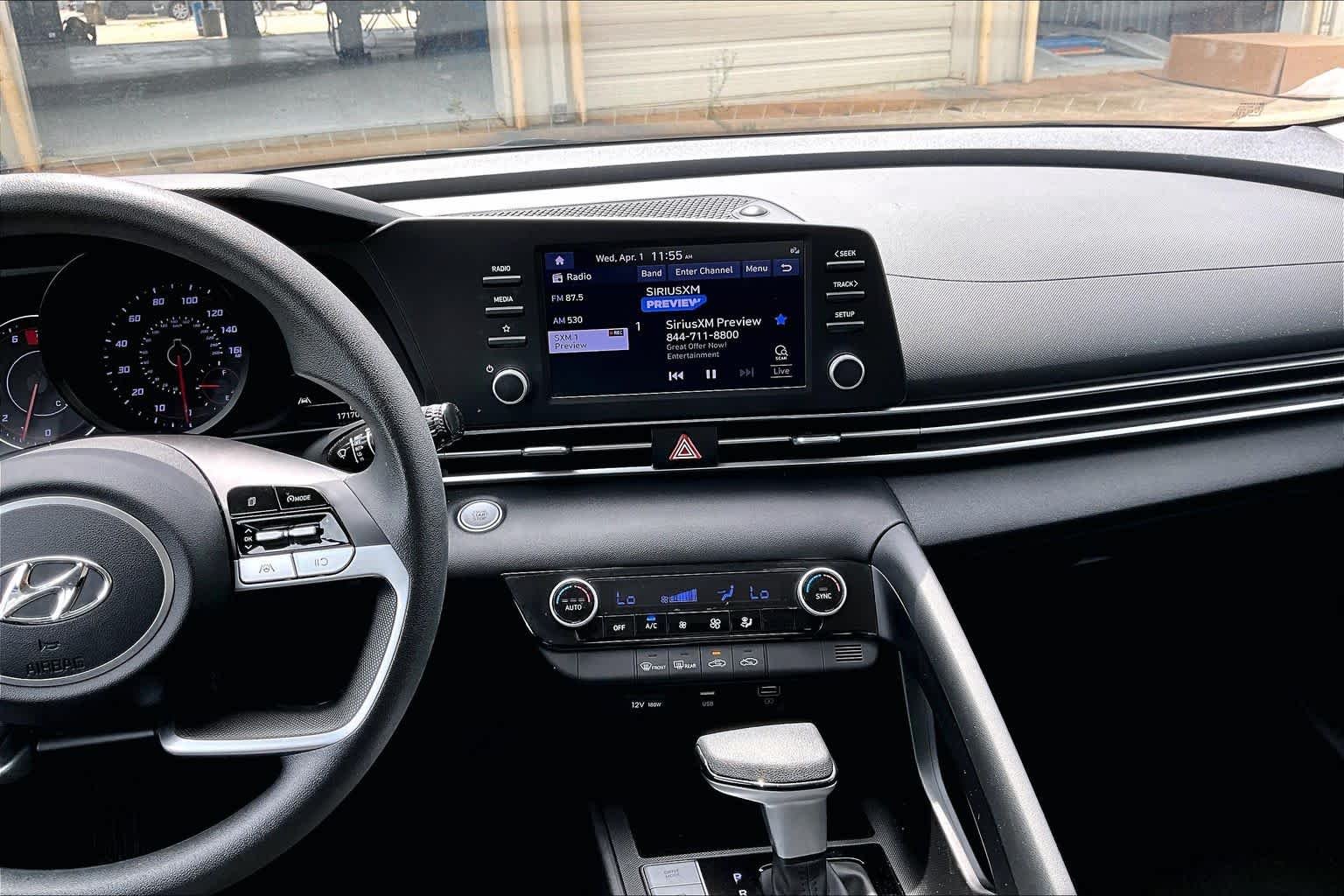 Used 2023 Phantom Black Hyundai SEL image 7