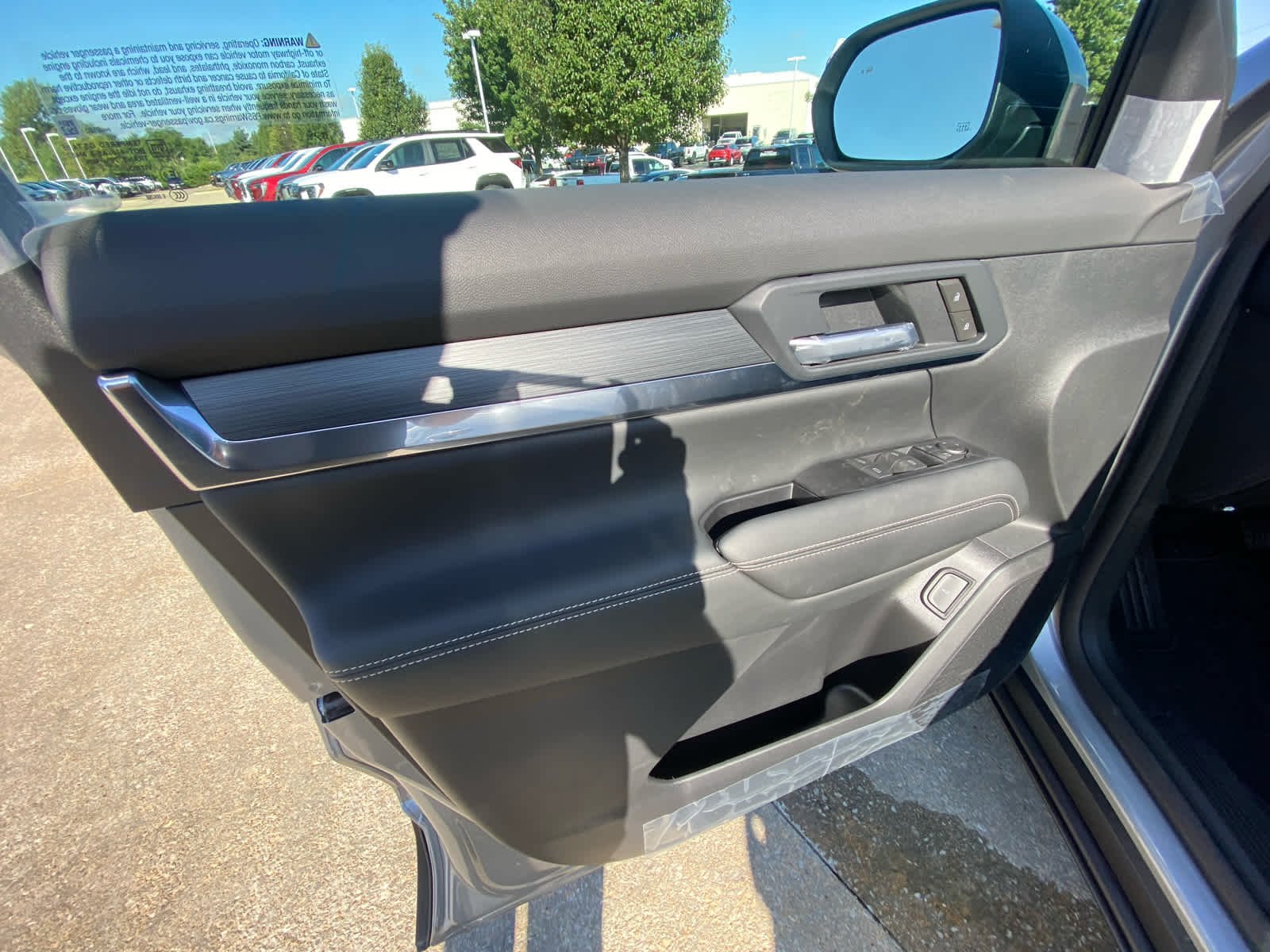 New 2027 Sterling Metallic GMC Elevation image 6