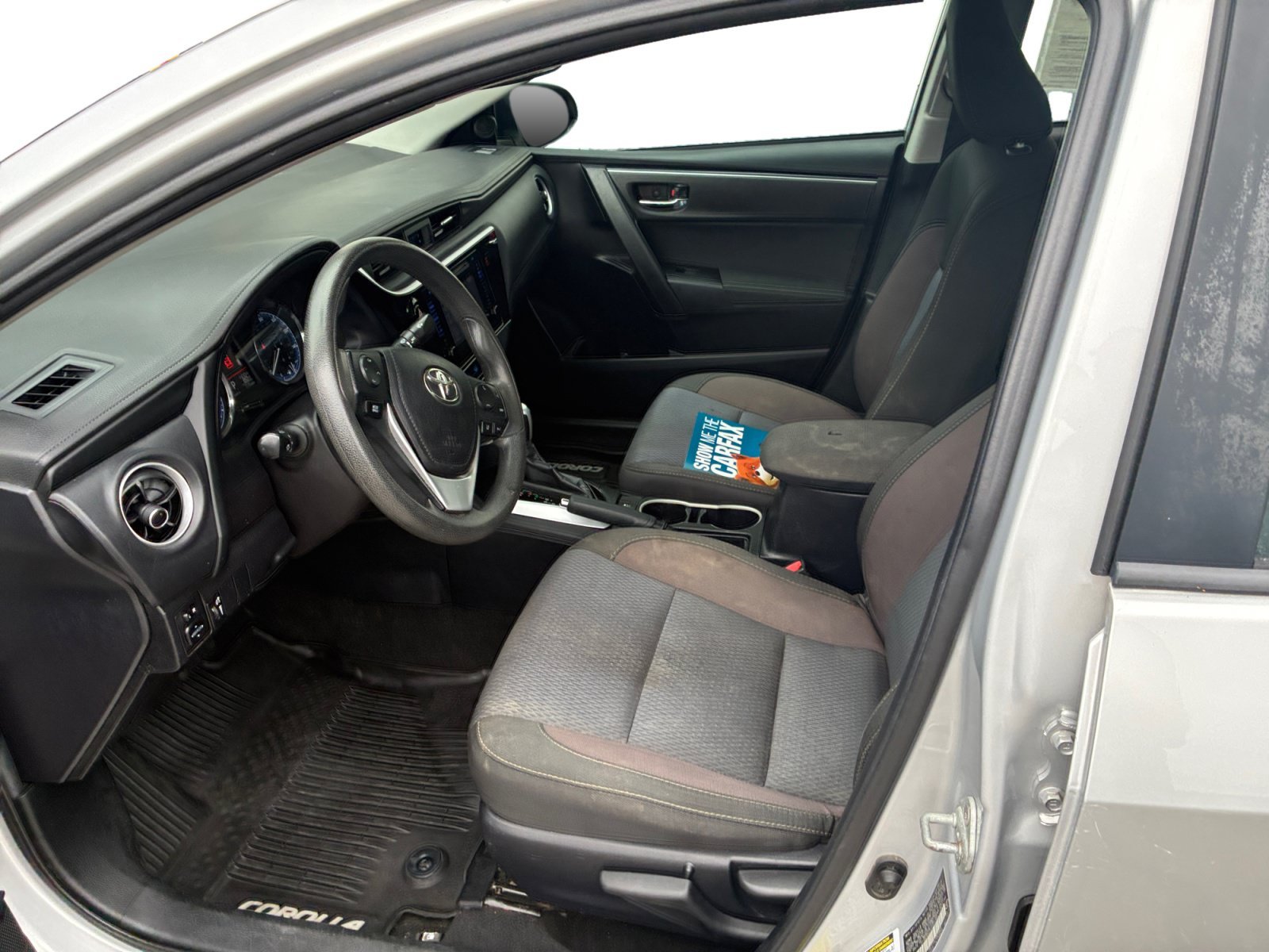 Used 2018 Classic Silver Metallic Toyota LE image 8