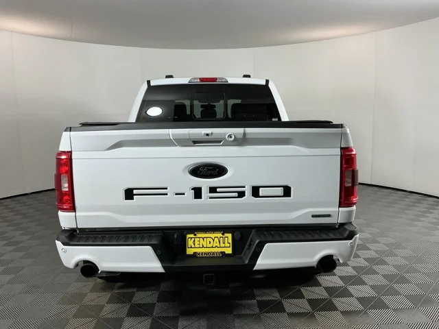 Used 2023 Oxford White Ford XLT image 5