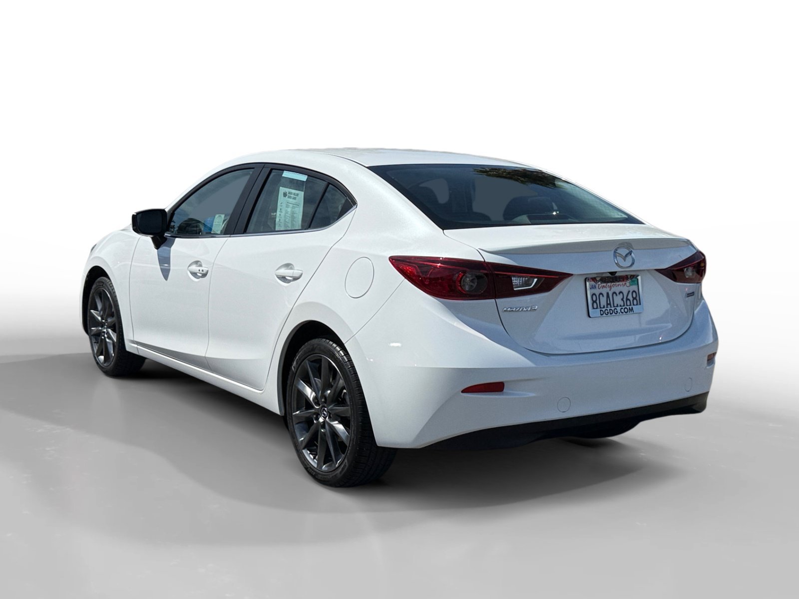 Used 2018 Snowflake White Pearl Mazda Touring image 3
