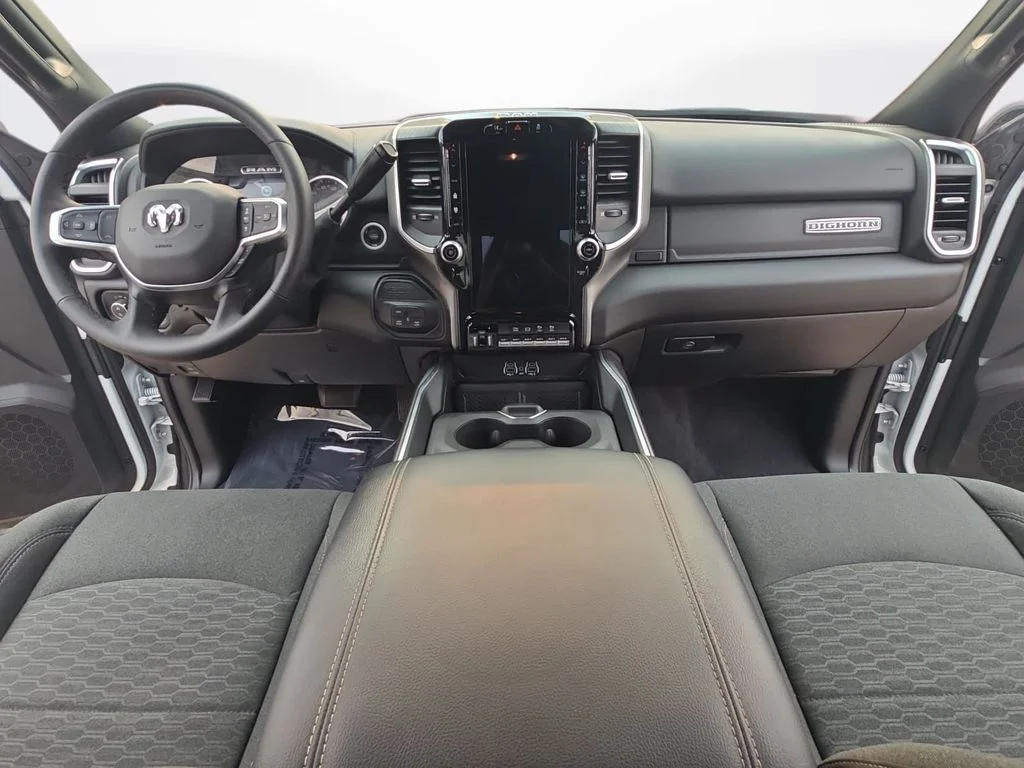 Used 2025 White Ram Big Horn image 9