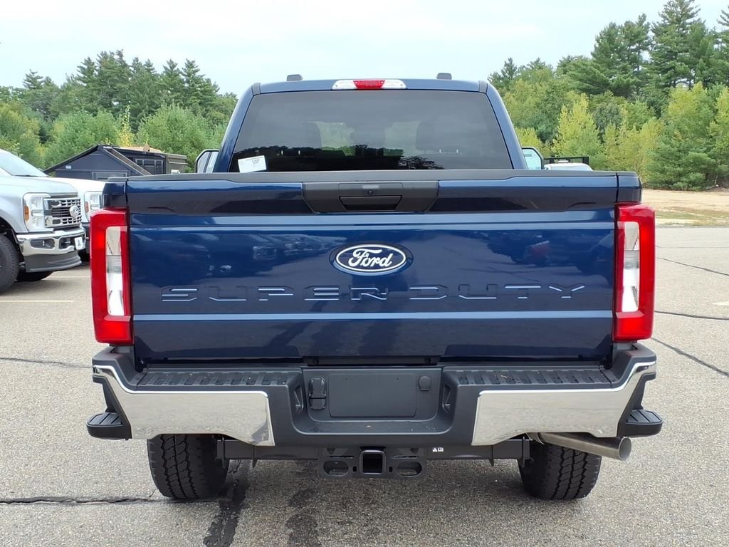New 2027 Neptune Blue Ford F-350® XLT image 6