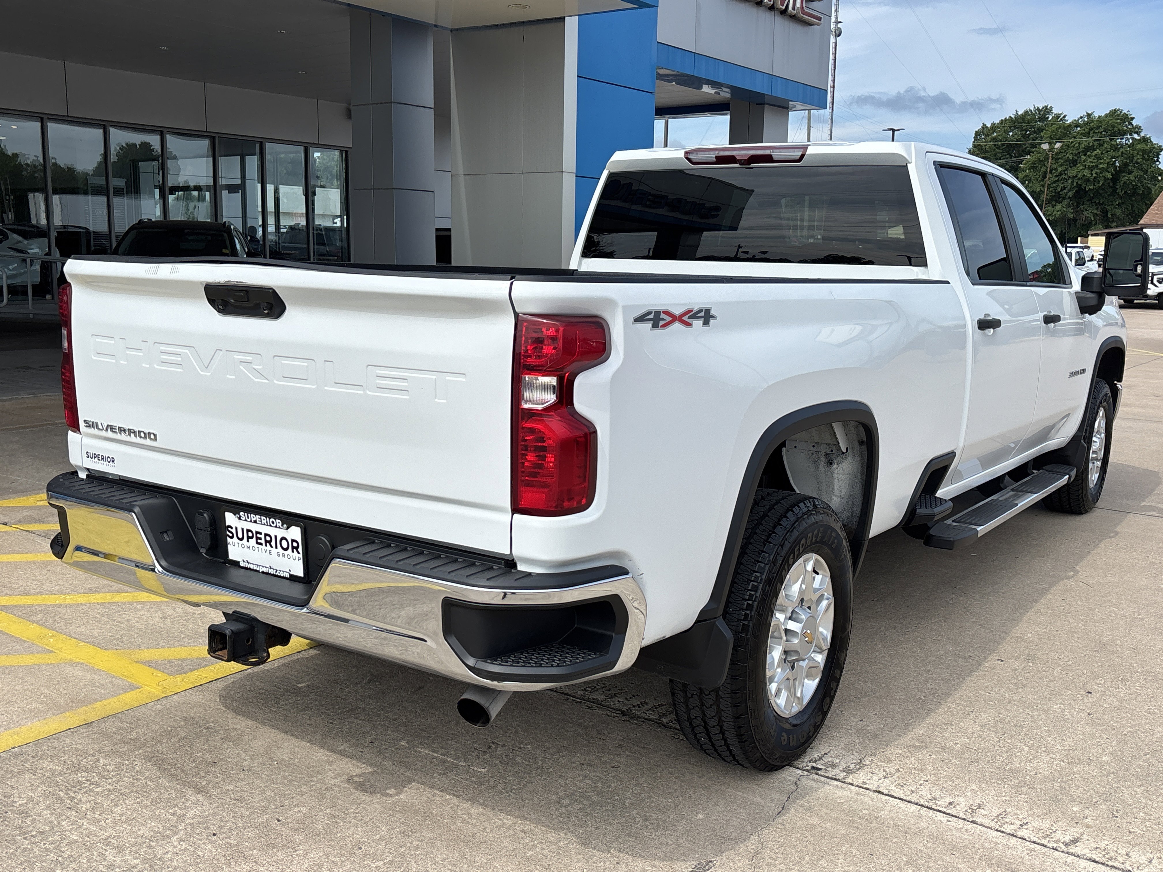 Used 2024 Summit White Chevrolet WT image 3