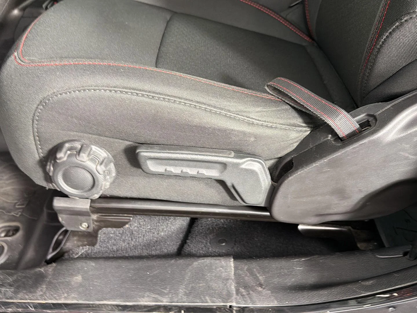 Used 2019 Black Clearcoat Jeep Rubicon image 29