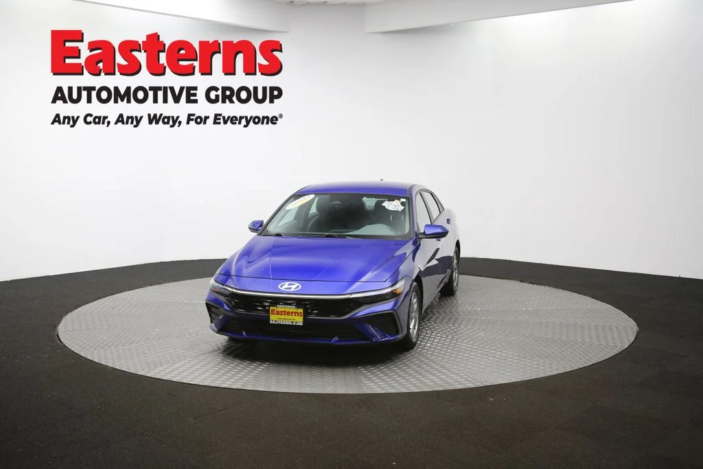 Used 2024 Blue Hyundai SE image 51