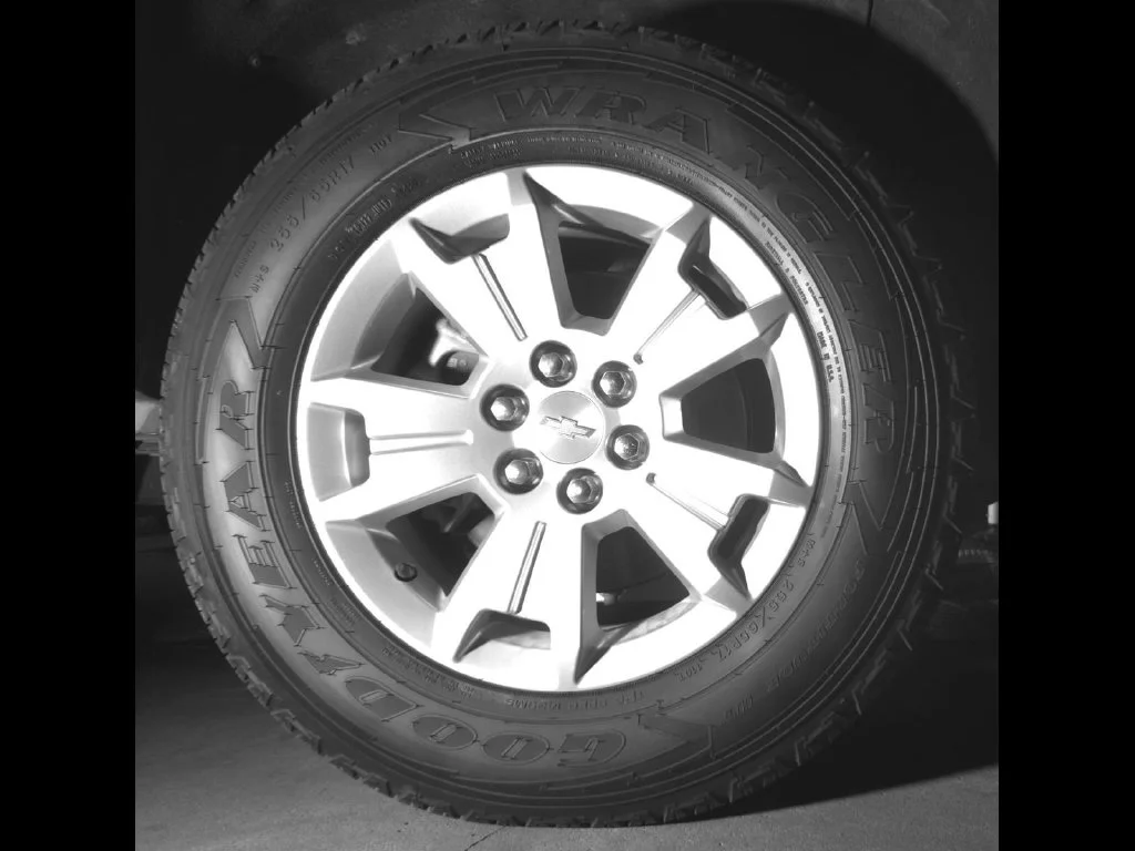 Used 2022 White Chevrolet LT image 9
