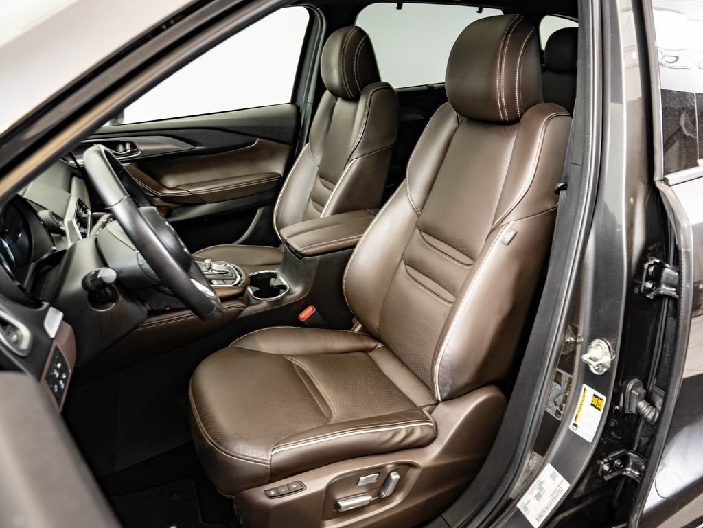 Used 2020 Machine Gray Metallic Mazda Signature image 25