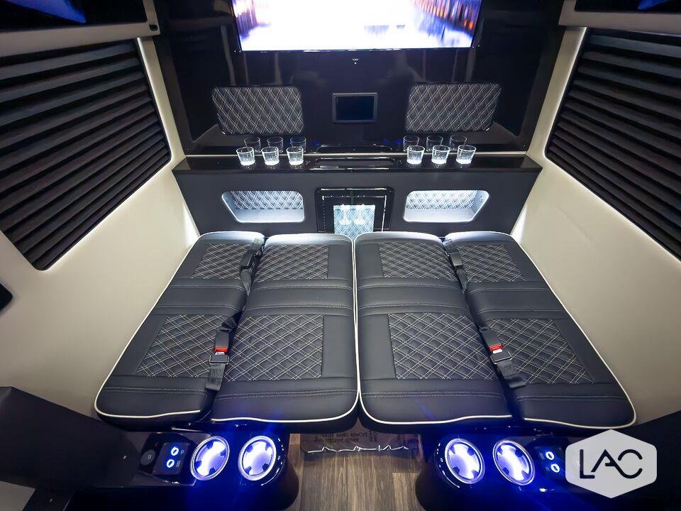 New 2027 BLACK OGV LUXURY COACH 170EXT image 24