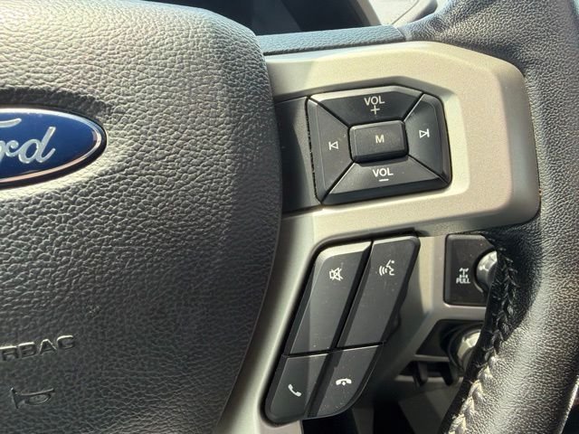 Used 2019 Silver Ford Lariat image 22