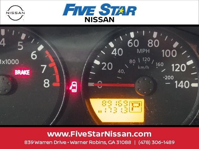 Used 2010 White Nissan SE image 19