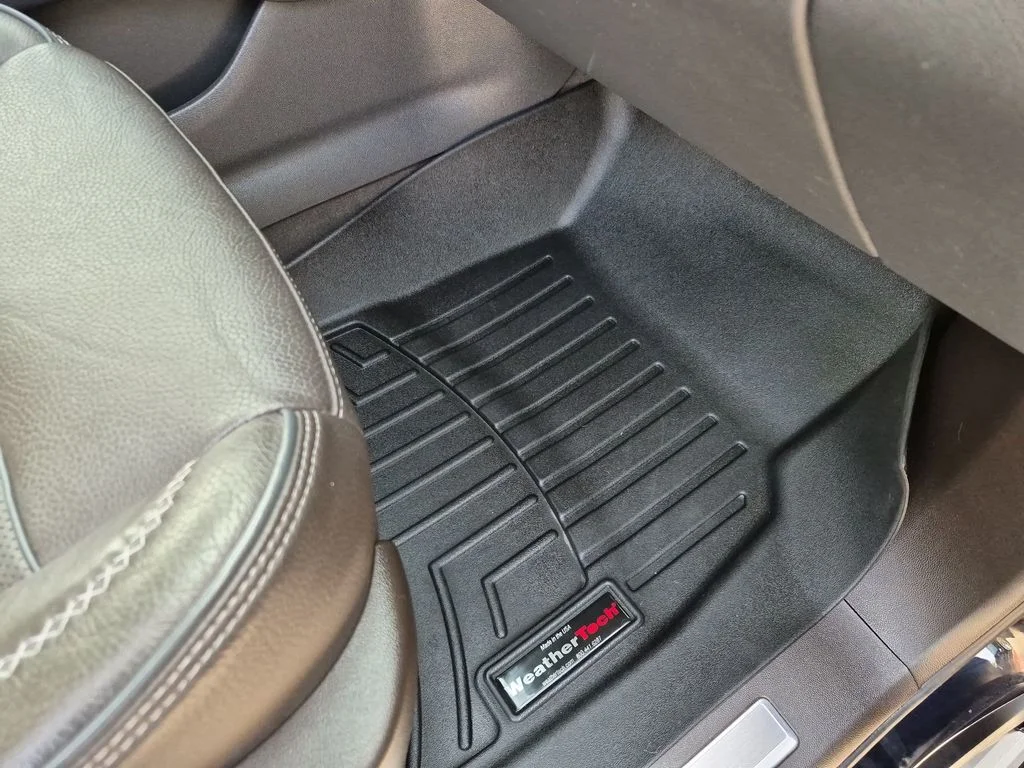 Used 2022 Blue GMC Denali image 39