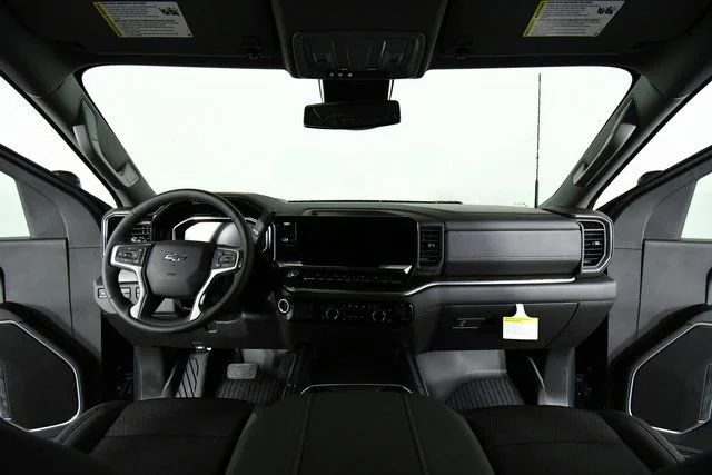 Used 2026 Cypress Gray Chevrolet LT image 19