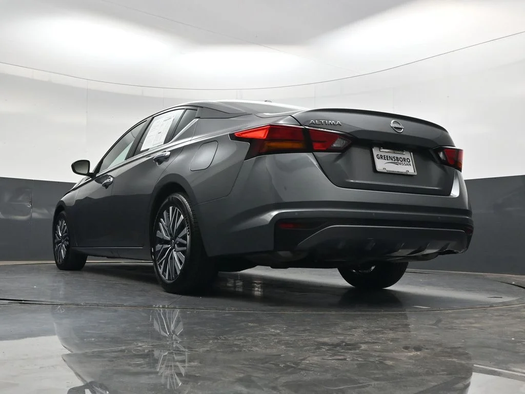 Used 2025 Gray Nissan 2.5 SV image 36