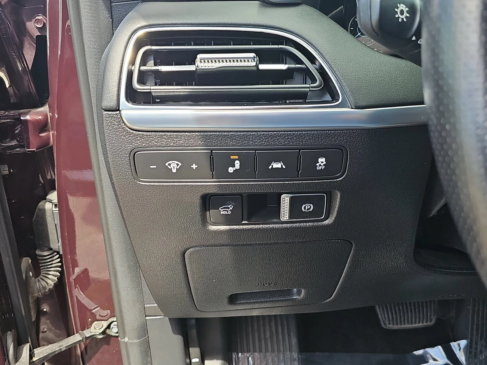 Used 2022 Red Hyundai Calligraphy image 26