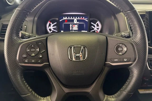 Certified Used 2023 Platinum White Pearl Honda EX-L image 30