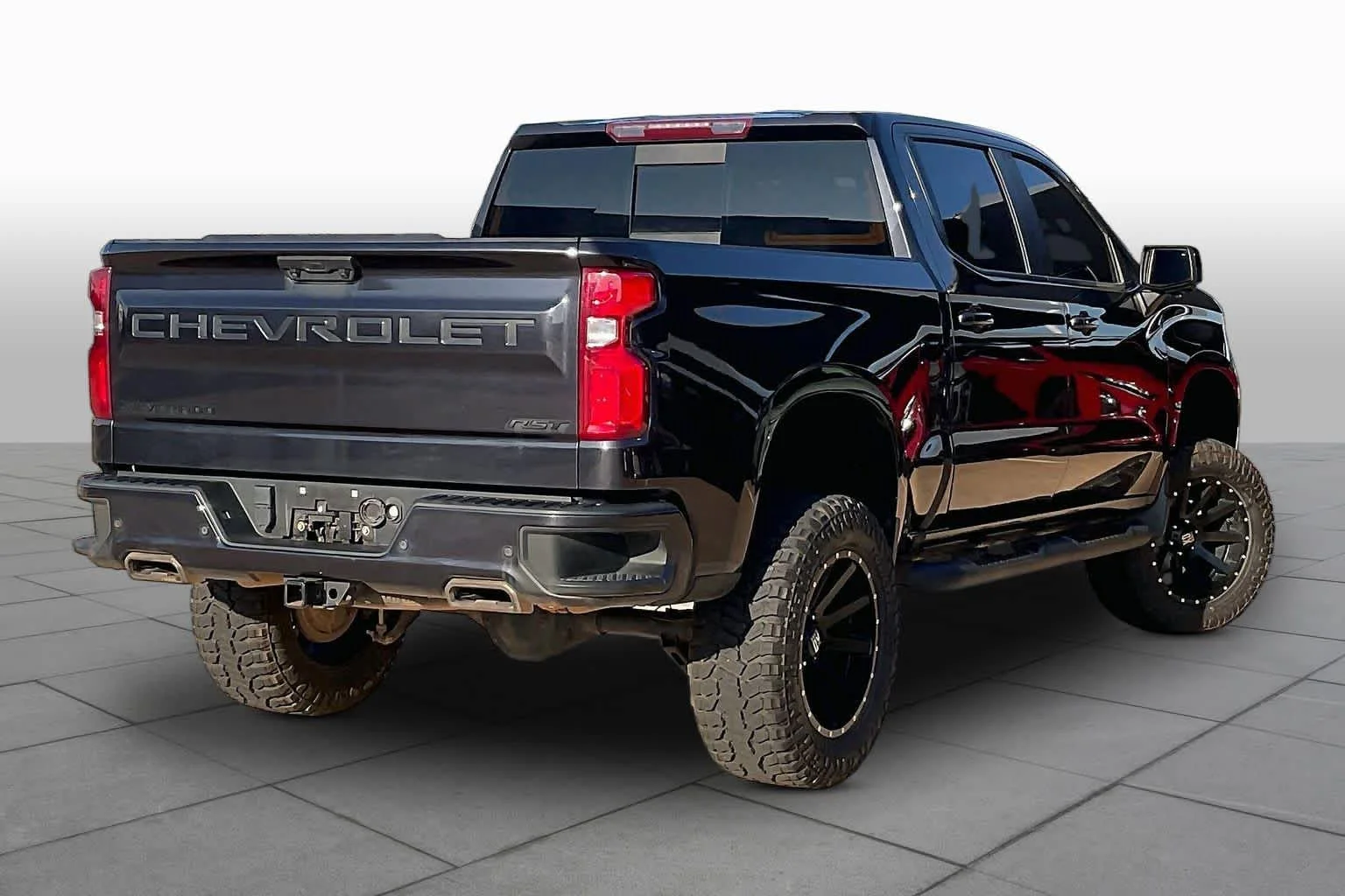 Used 2022 Dark Ash Metallic Chevrolet RST image 13