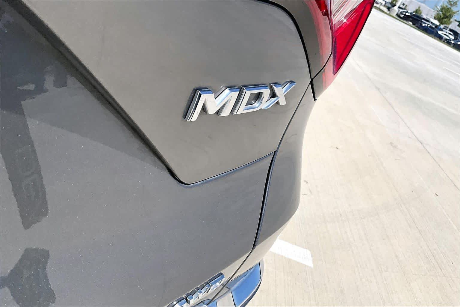 Used 2024 Liquid Carbon Metallic Acura  image 29