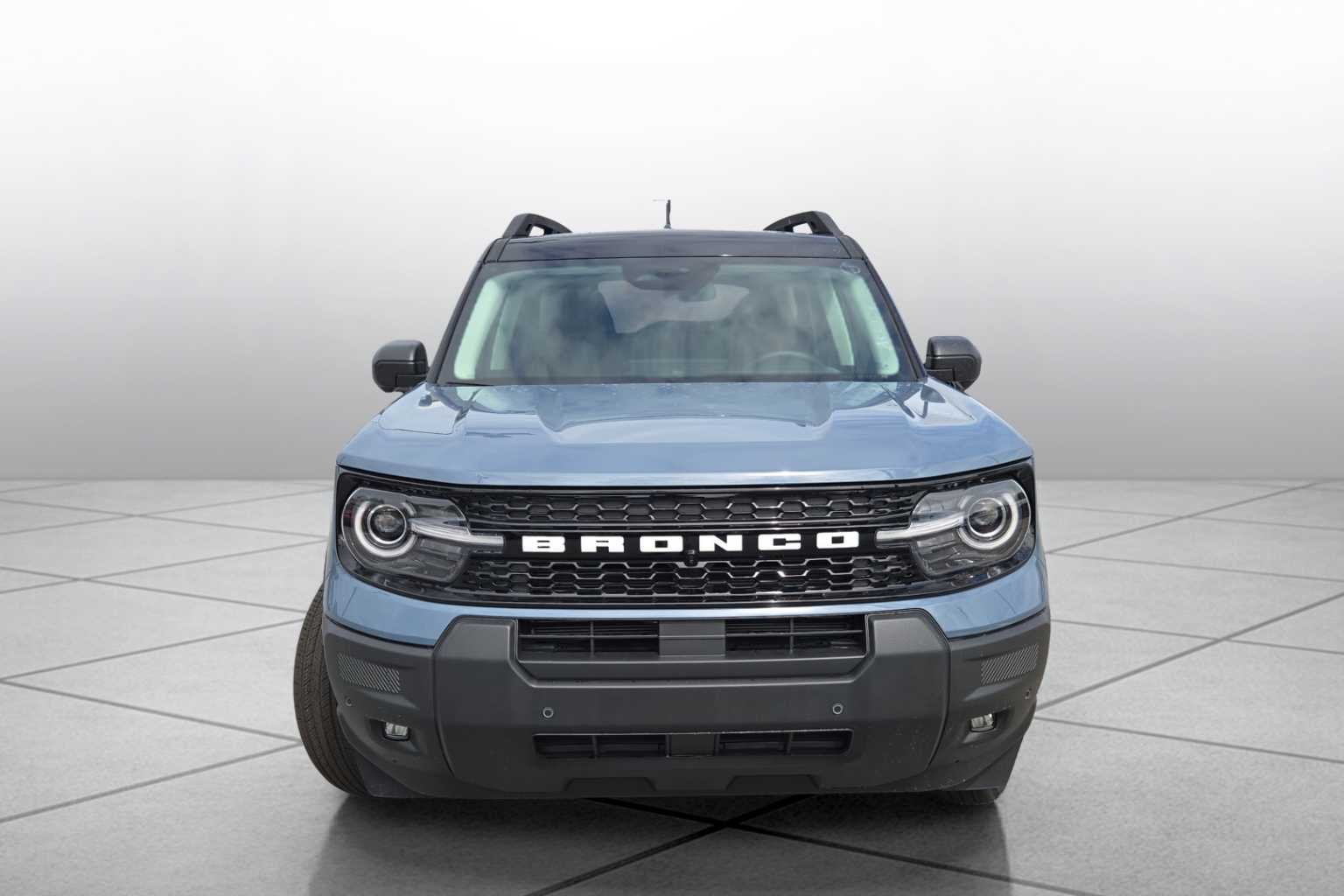 New 2026 Azure Gray Metallic Tri-Coat Ford Outer Banks® image 3