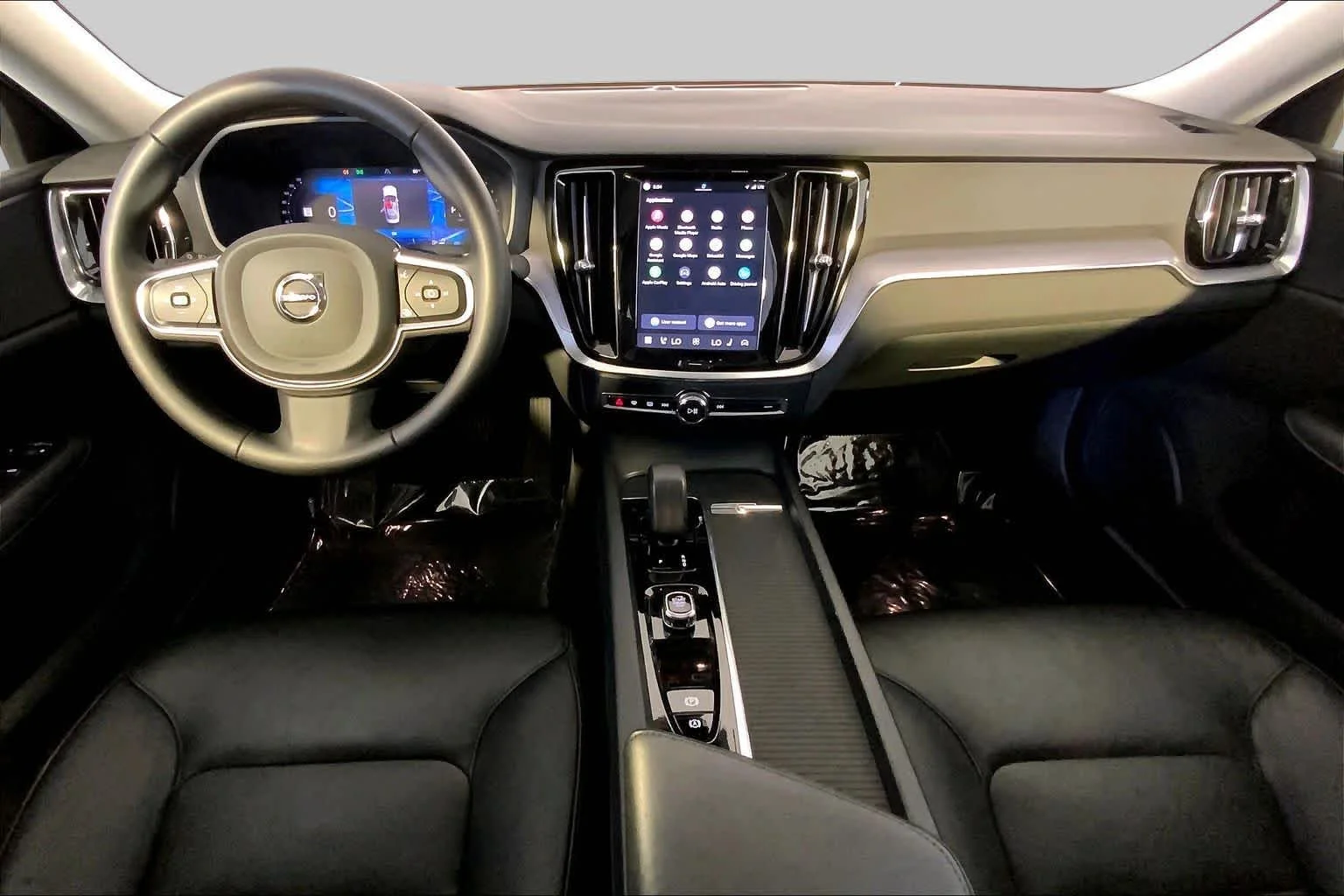 Used 2025 Crystal White Pearl Volvo Core image 16