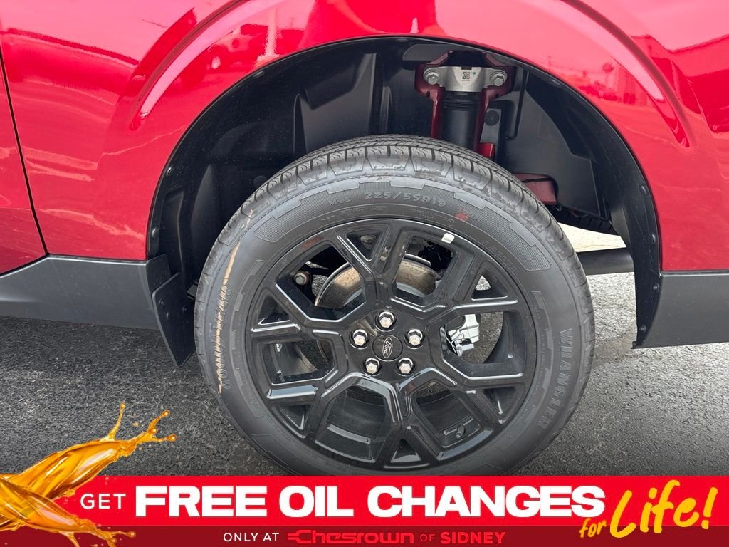 New 2026 Ruby Red Metallic Tinted Clearcoat Ford XLT image 10