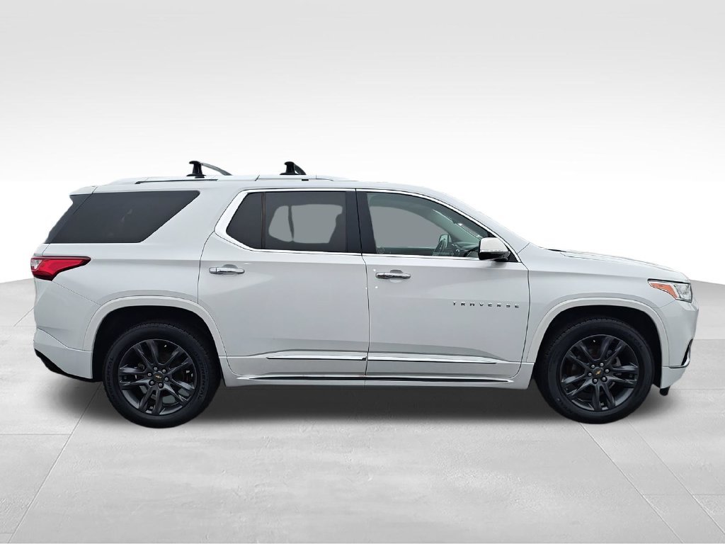 Used 2019 White Chevrolet High Country image 6