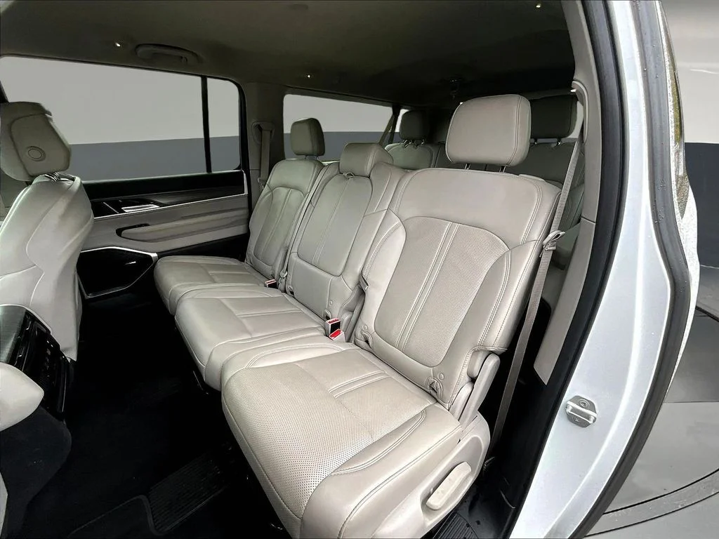 Certified Used 2024 White Jeep Series III image 26
