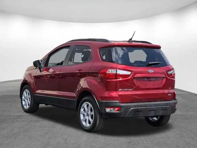 Used 2020 Ruby Red Metallic Ford SE image 6