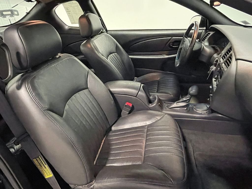 Used 2001 Black Chevrolet SS image 71