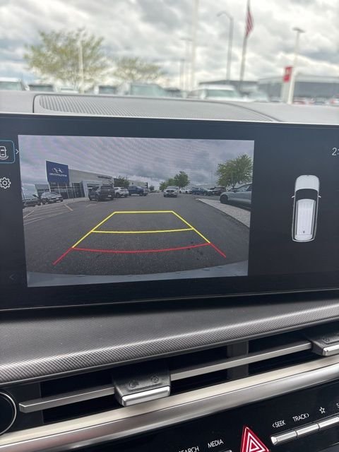 Used 2024 Silver Hyundai SEL image 38