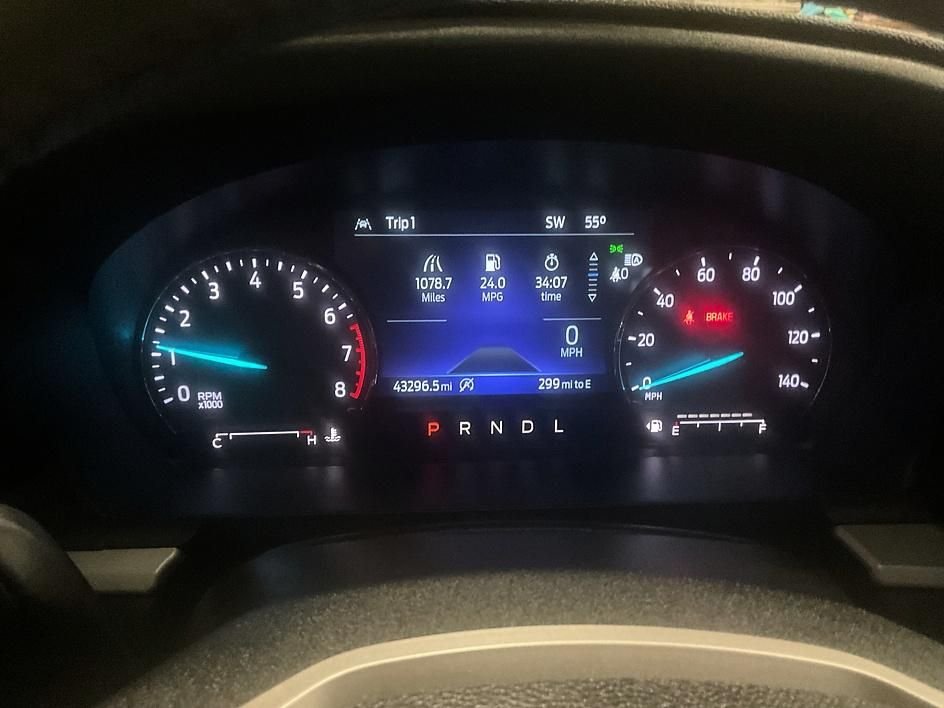 Used 2024 Blue Ford XLT image 6