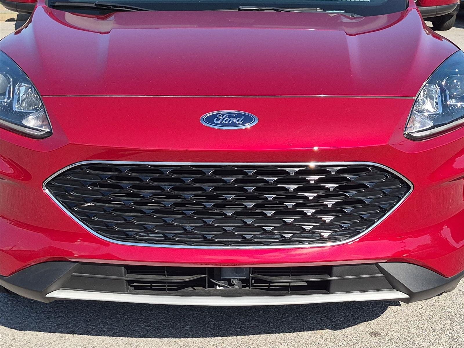 Used 2020 Rapid Red Metallic Tinted Clearcoat Ford SE image 14