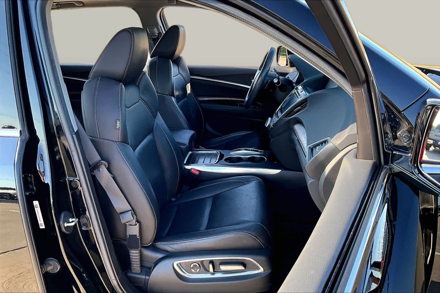 Used 2020 Majestic Black Pearl Acura SH-AWD with Technology Package image 9